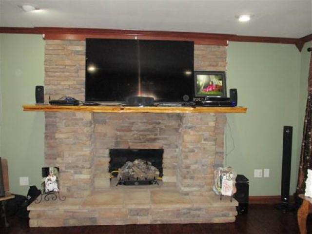 1406 Joe Williams Road Loretto, TN 38469 - Photo 3 of 20 a living room with furniture and a fireplace