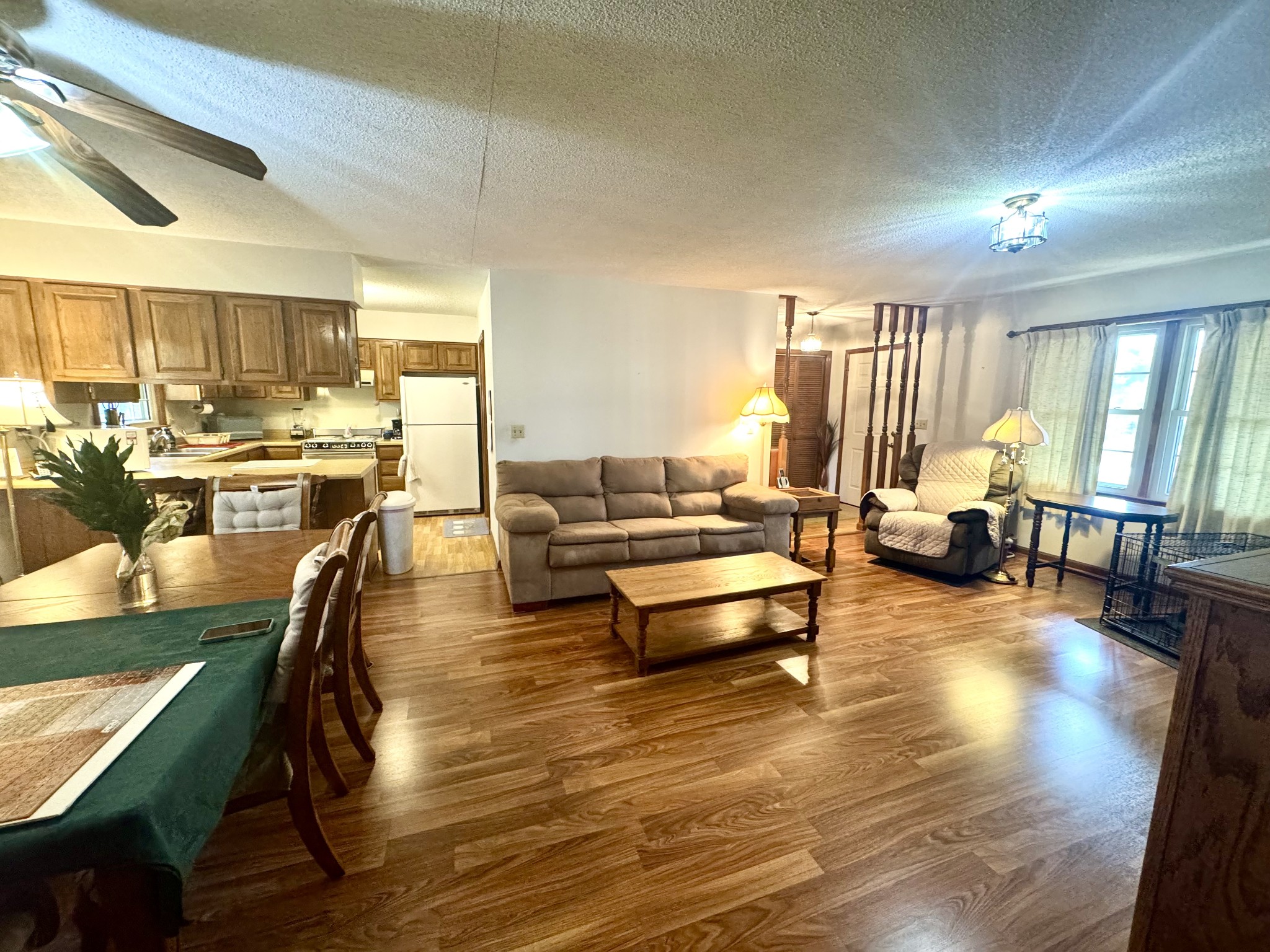 220 Indian Creek Road McEwen, TN 37101 - Photo 10 of 30 a living room with furniture and a table