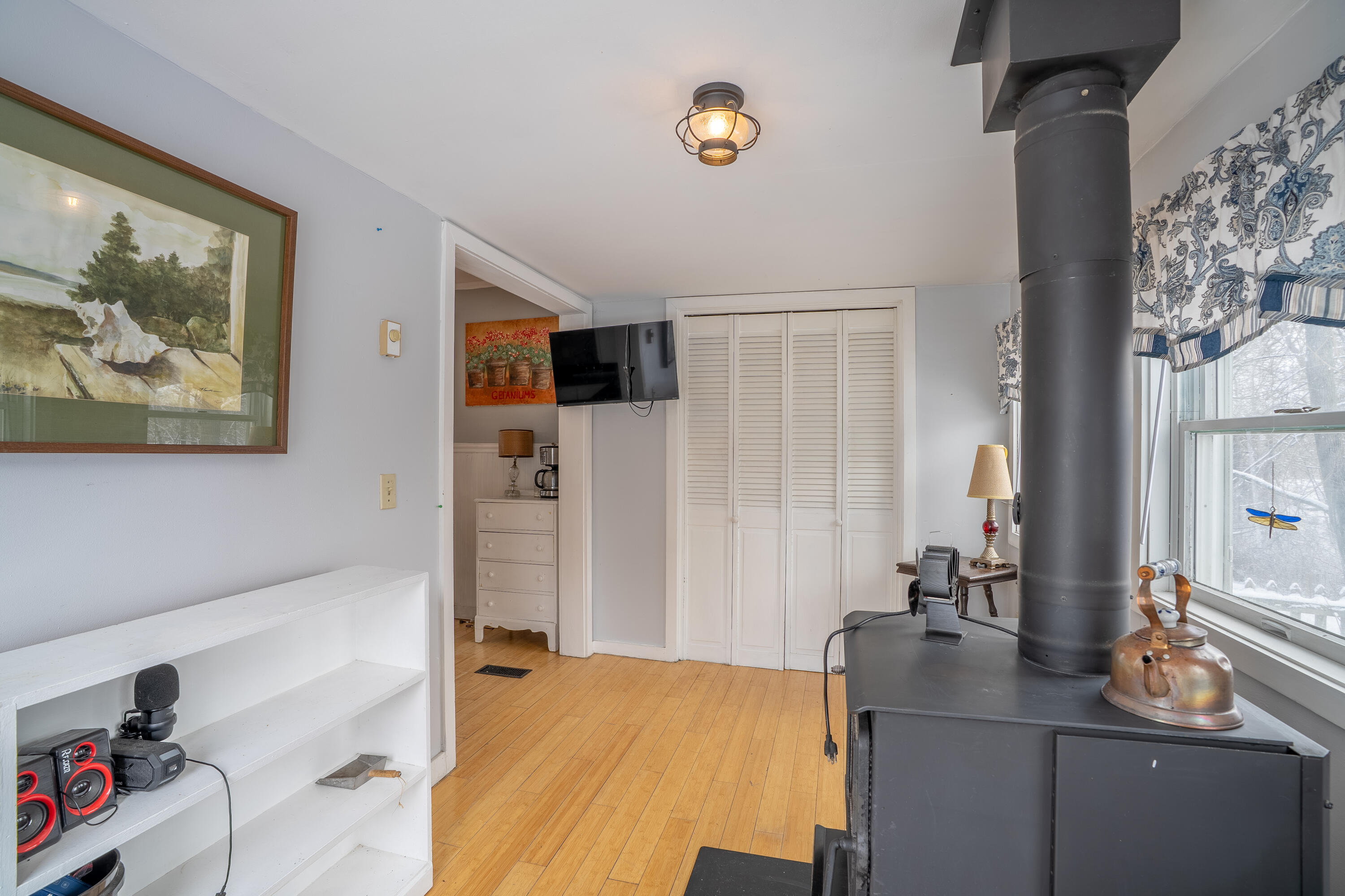 129 Crestmont Road Bangor, ME 04401 - Photo 10 of 26 129Crestmont-8