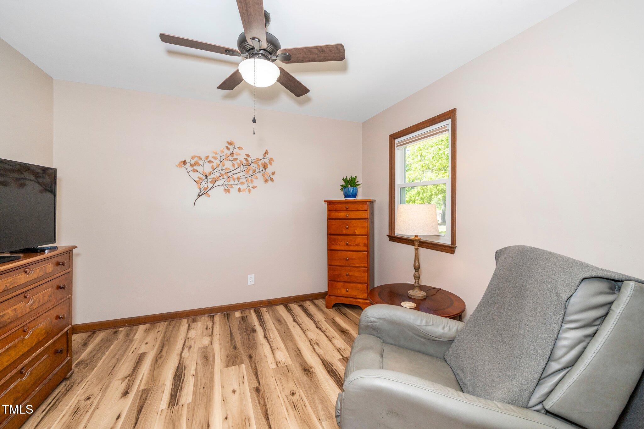 4418 Carpenter Pond Road Durham, NC 27703 - Photo 12 of 31 11-web-or-mls-4418 Carpenter Pond (10 of