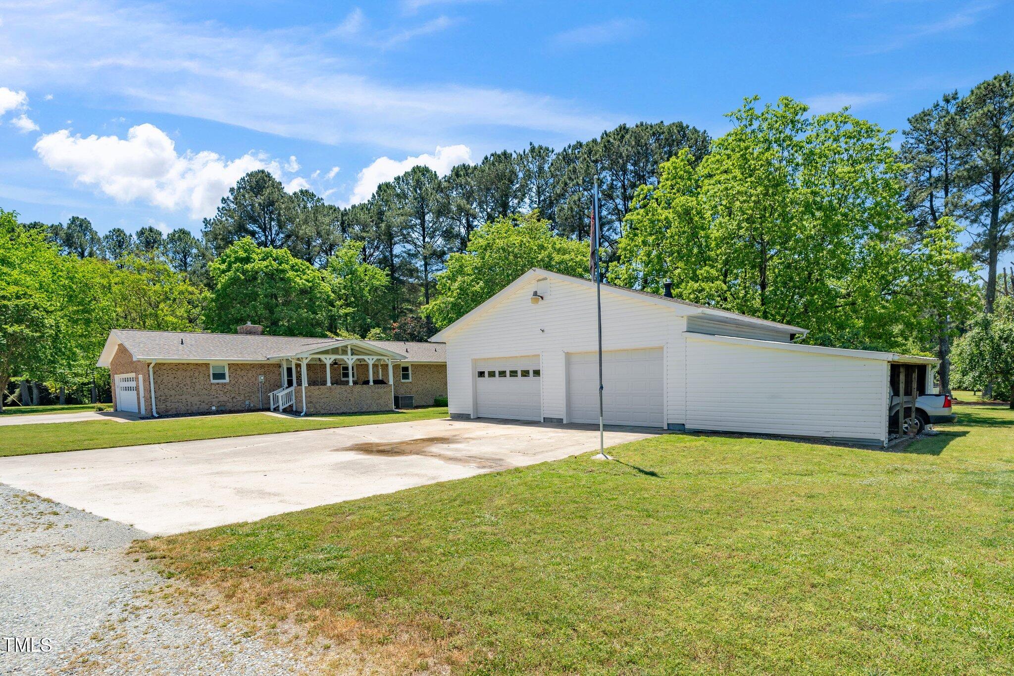 4418 Carpenter Pond Road Durham, NC 27703 - Photo 25 of 31 24-web-or-mls-4418 Carpenter Pond (36 of