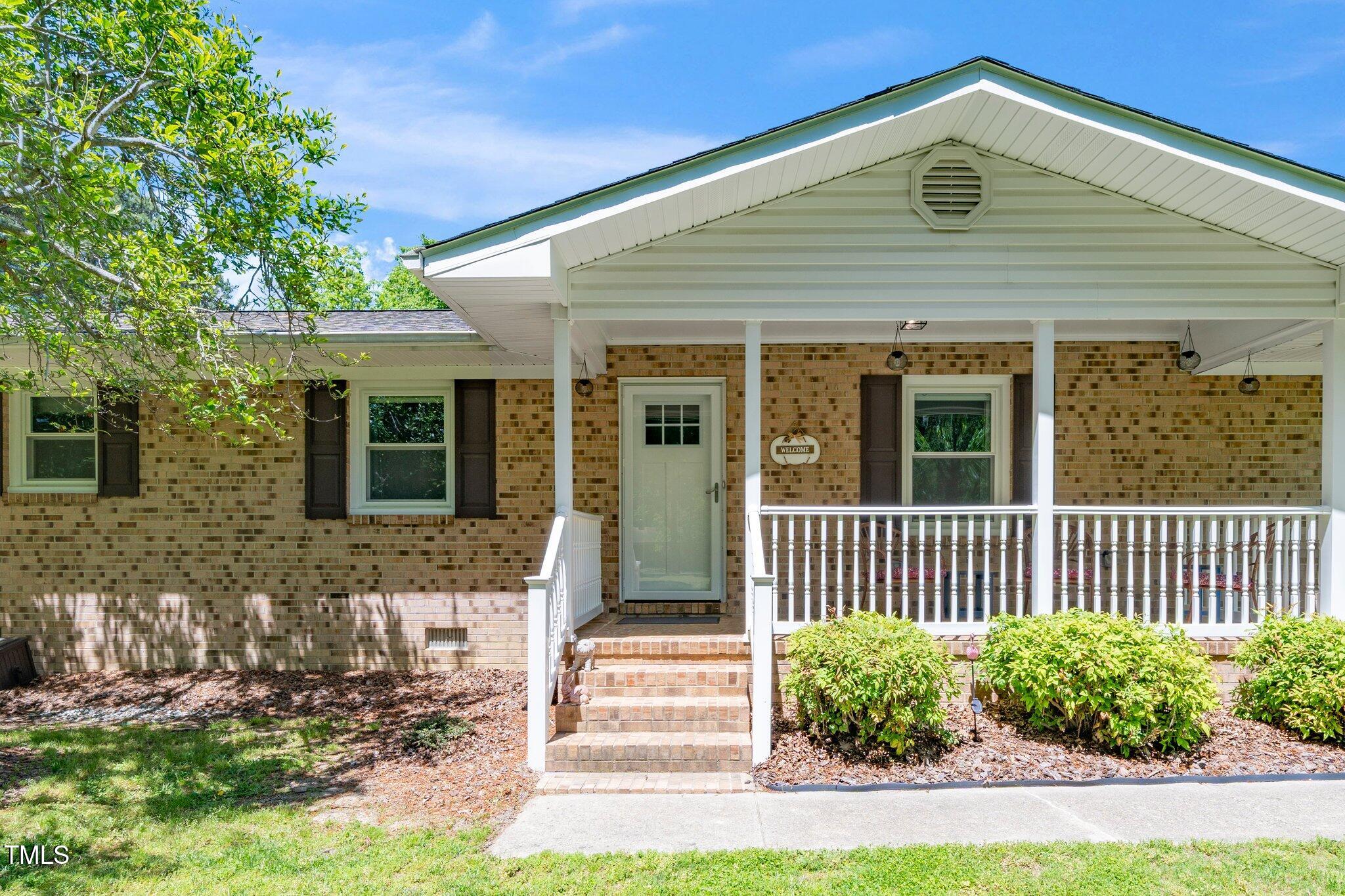 4418 Carpenter Pond Road Durham, NC 27703 - Photo 4 of 31 3-web-or-mls-4418 Carpenter Pond (23 of