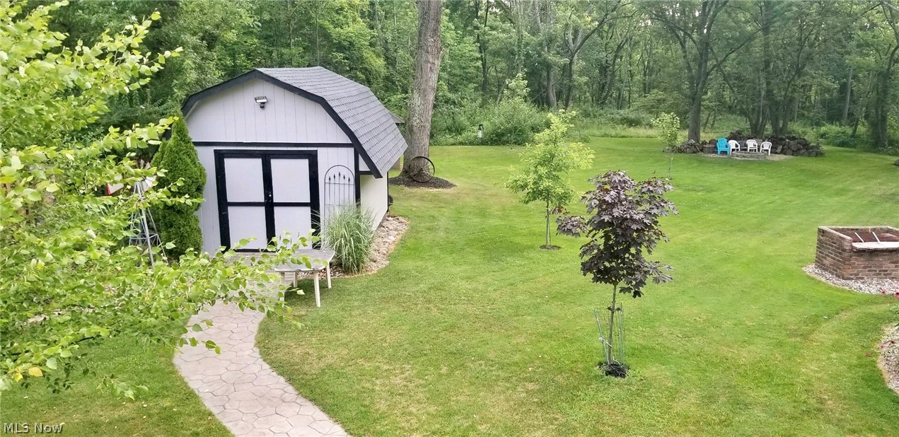 13176 Drake Road Strongsville, OH 44136 - Photo 23 of 29