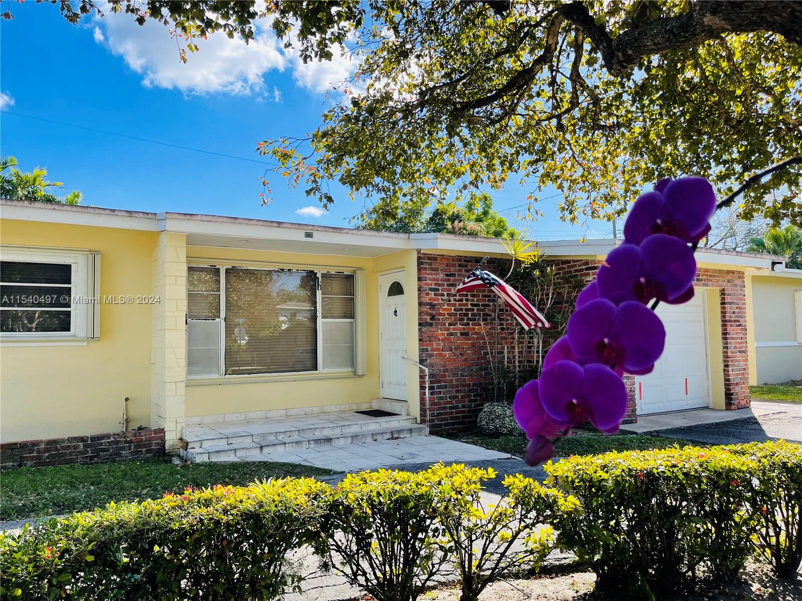 9350 Southwest 52nd Ter  