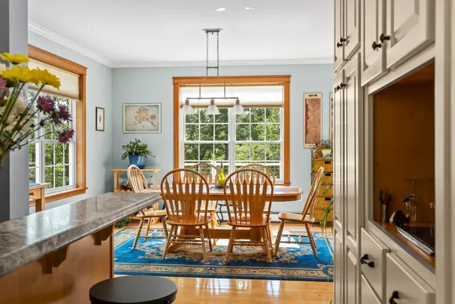 $869,000 | 29 Wiscasset Road, Boothbay, ME 04537