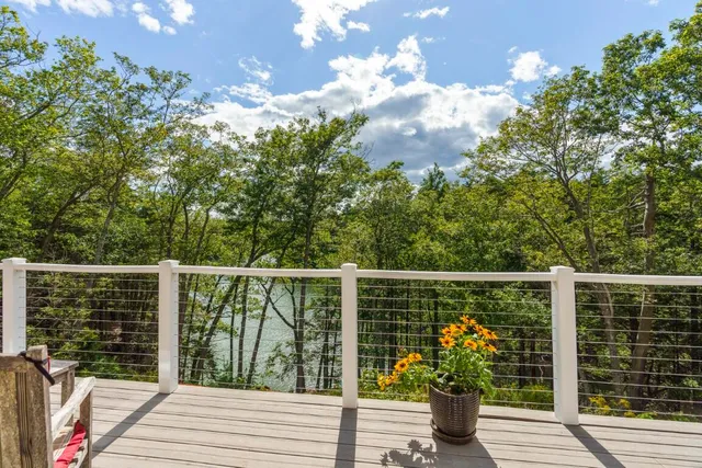 $869,000 | 29 Wiscasset Road, Boothbay, ME 04537