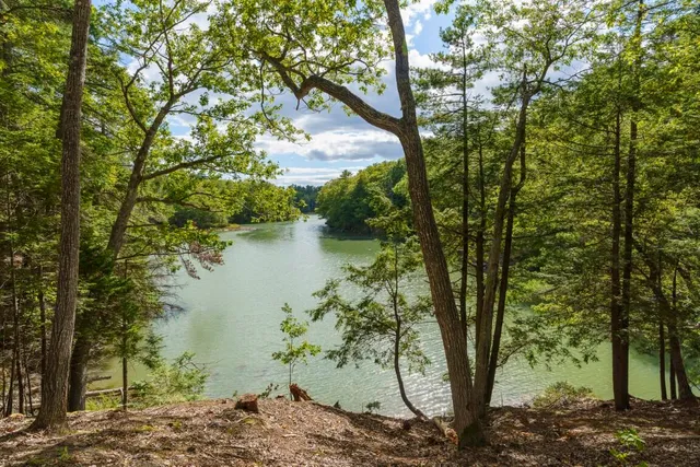 $869,000 | 29 Wiscasset Road, Boothbay, ME 04537