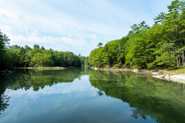 $869,000 | 29 Wiscasset Road, Boothbay, ME 04537