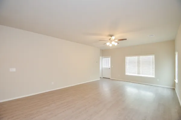 $2,100 | 25513 Blossom Court, Montgomery, TX 77316