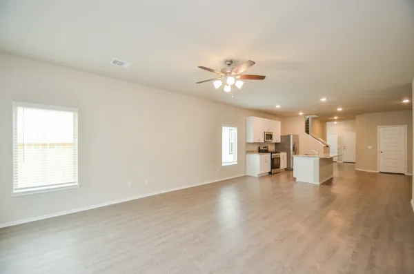 $2,100 | 25513 Blossom Court, Montgomery, TX 77316