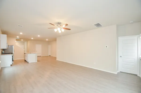 $2,100 | 25513 Blossom Court, Montgomery, TX 77316