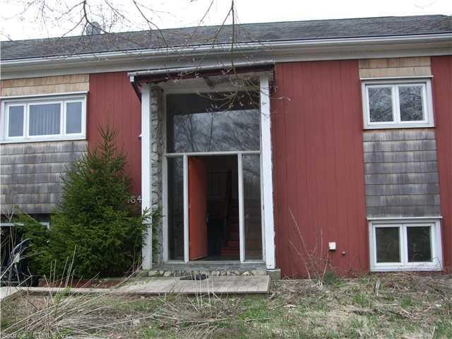 164 Elton Road Berlin, CT 06037 - Photo 1 of 1 Exterior Front.