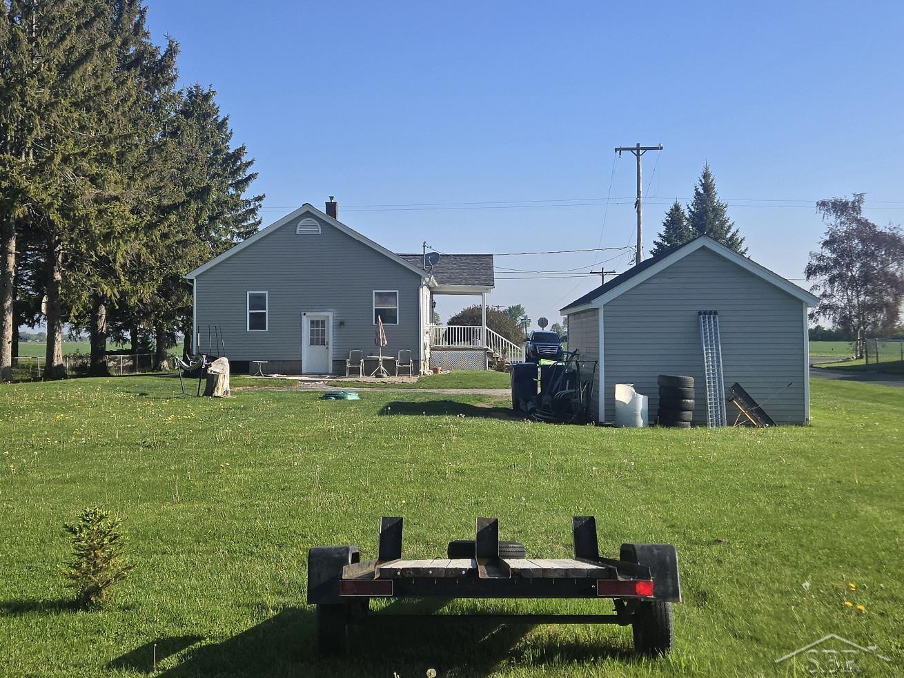 4505 Kochville Road Saginaw, MI 48604 - Photo 4 of 12 50174856-6a42d103-6aed-4474-a8de-e2816daf5583.JPG