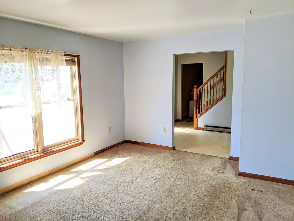493 Salmon River Road Plattsburgh, NY 12901 - Photo 5 of 25 Gallery Image 5