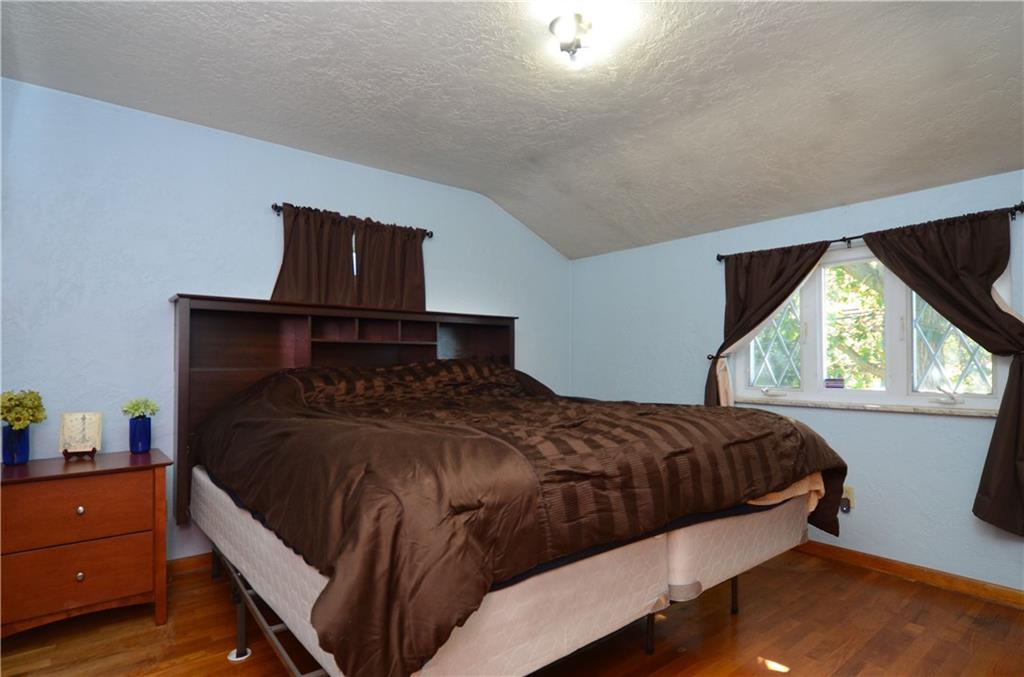 17 Jefferson Drive McKees Rocks, PA 15136 - Photo 11 of 21