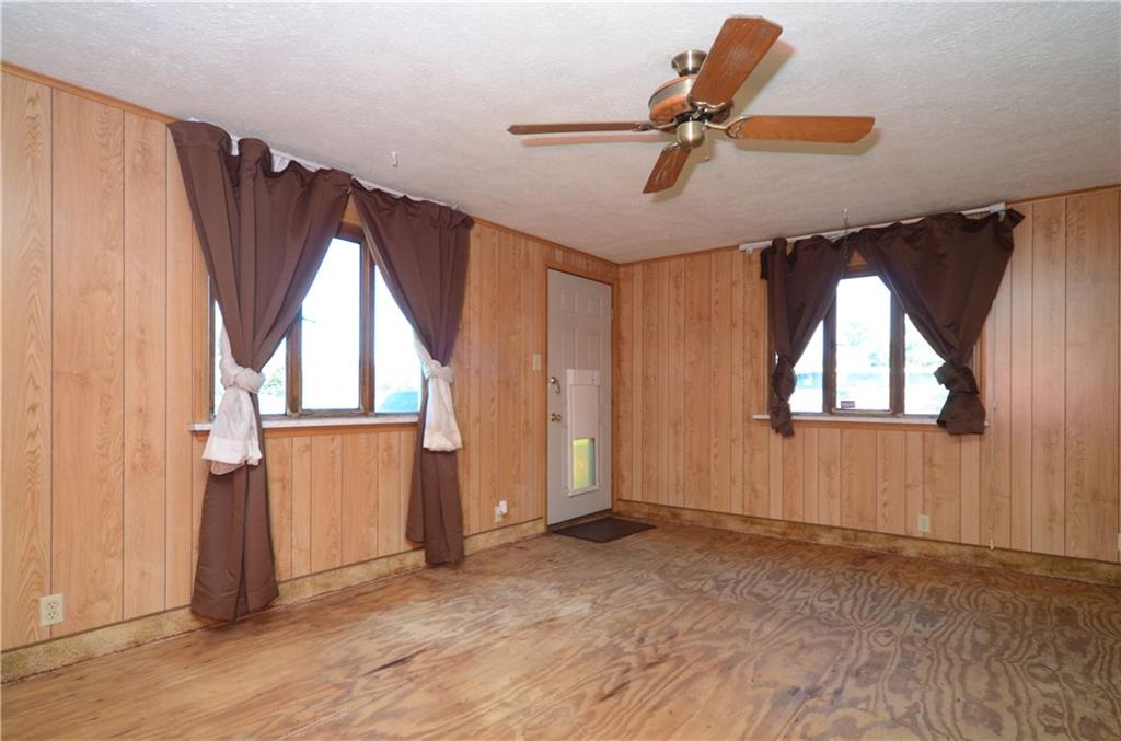 17 Jefferson Drive McKees Rocks, PA 15136 - Photo 13 of 21