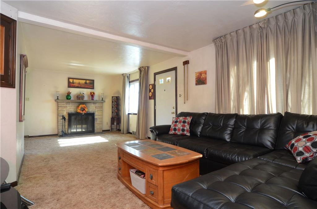 17 Jefferson Drive McKees Rocks, PA 15136 - Photo 7 of 21