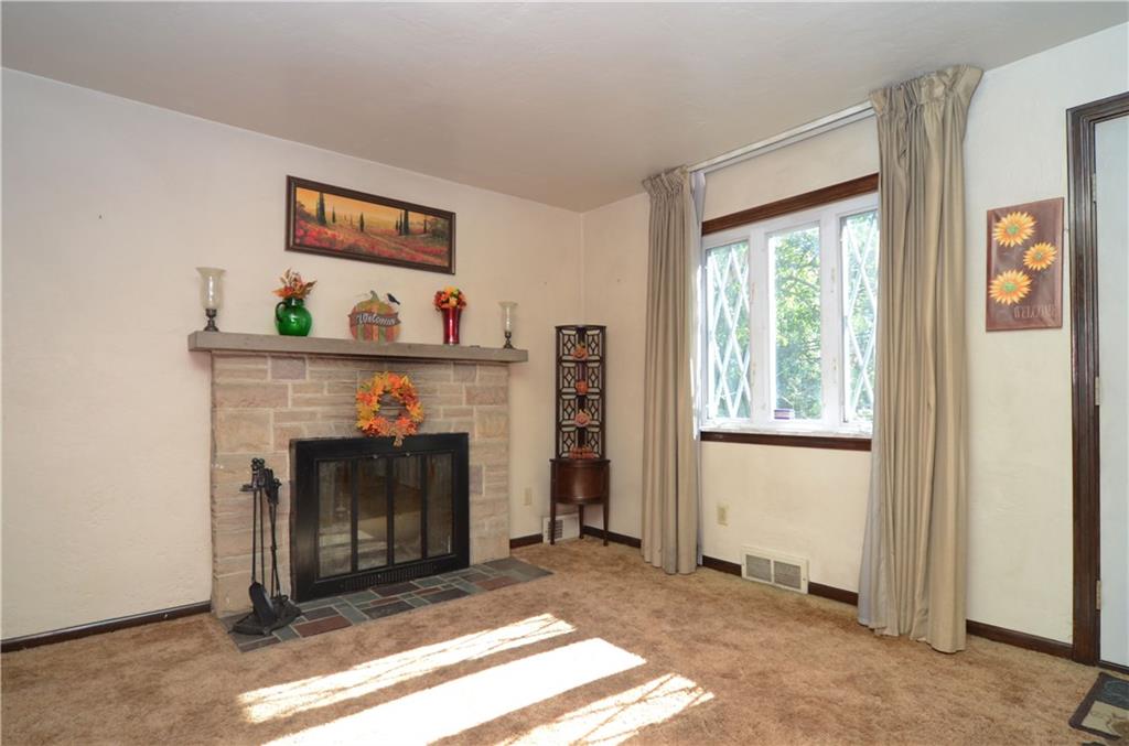 17 Jefferson Drive McKees Rocks, PA 15136 - Photo 8 of 21