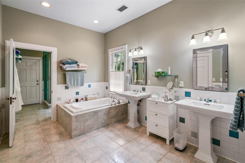 2739 Southwest 3rd Place Gainesville, FL 32607 - Photo 28 of 97 Gallery Image 28