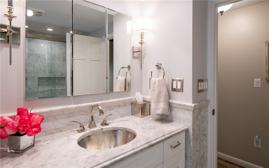 60 Deerfield Road Cranston, RI 02920 - Photo 35 of 49