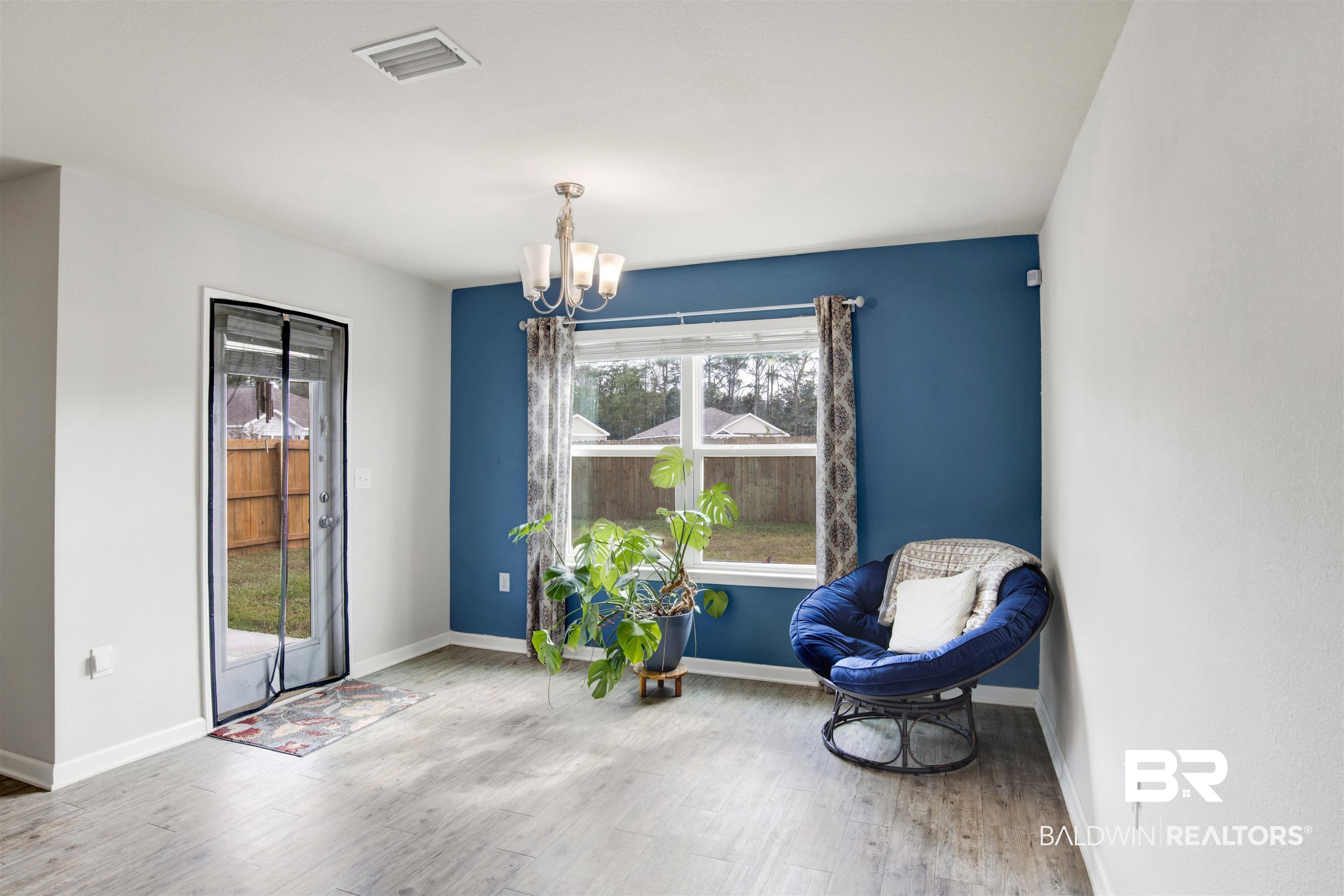 17474 Harding Drive Foley, AL 36535 - Photo 4 of 22 Dining