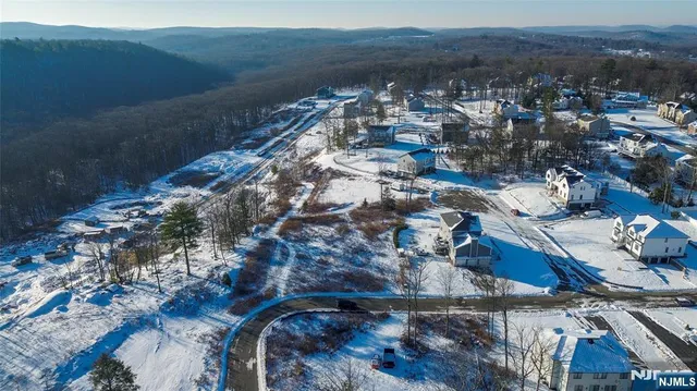 $299,888 | 60 Heritage Drive, West Milford, NJ 07480