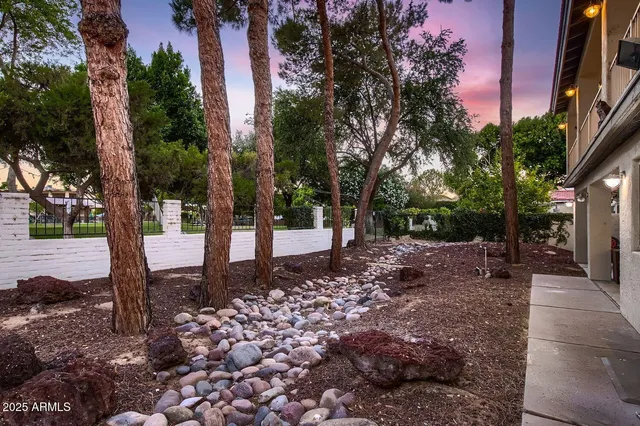 $3,995 | 1305 East Steamboat Bend Drive, Tempe, AZ 85283