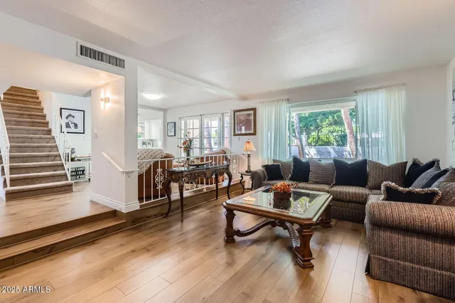 $3,995 | 1305 East Steamboat Bend Drive, Tempe, AZ 85283