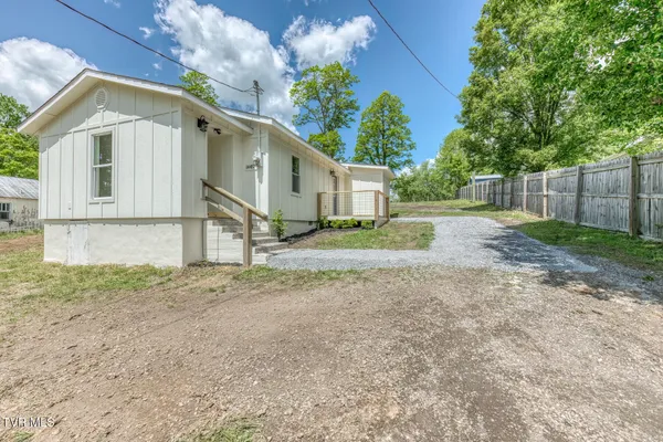 $249,900 | 14457 Peaceful Lane, Bristol, VA 24202