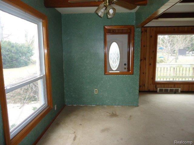 46546 Willis Road Belleville, MI 48111 - Photo 10 of 19 261-835572 Dining 1.JPG