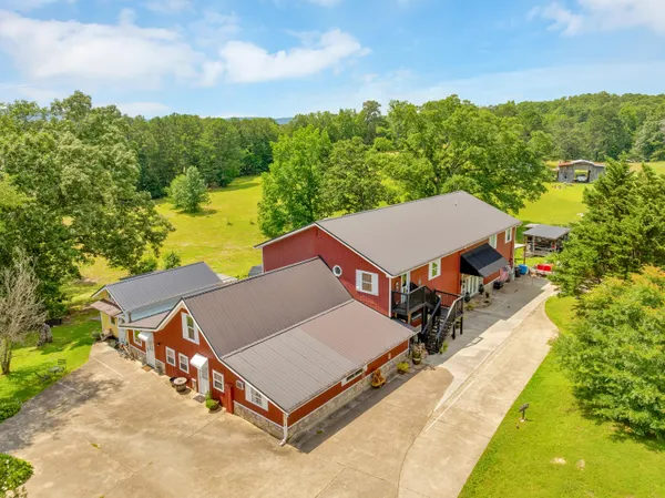 $793,000 | 997 West 12th Street, Chickamauga, GA 30707