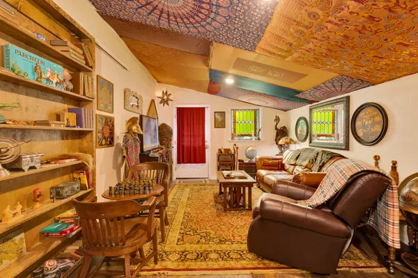 $699,500 | 997 West 12th Street, Chickamauga, GA 30707