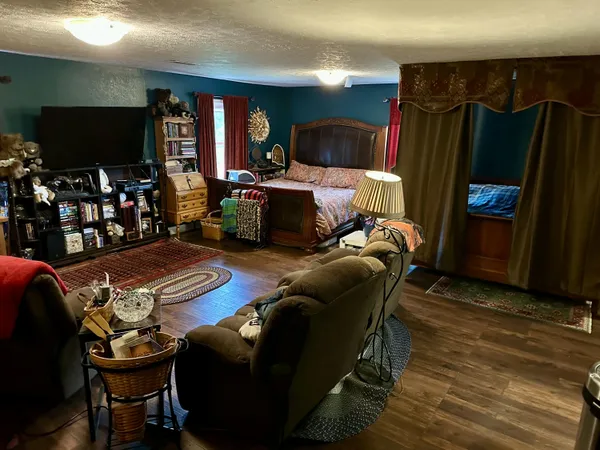 $699,500 | 997 West 12th Street, Chickamauga, GA 30707