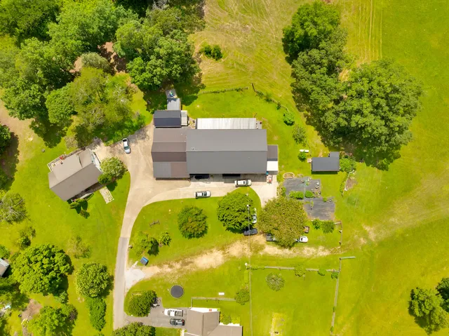 $795,000 | 997 West 12th Street, Chickamauga, GA 30707