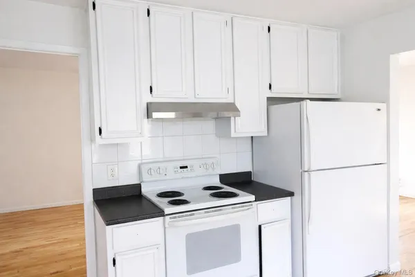 $2,199,999 | 23-10 Waters Edge Drive | Bay Terrace