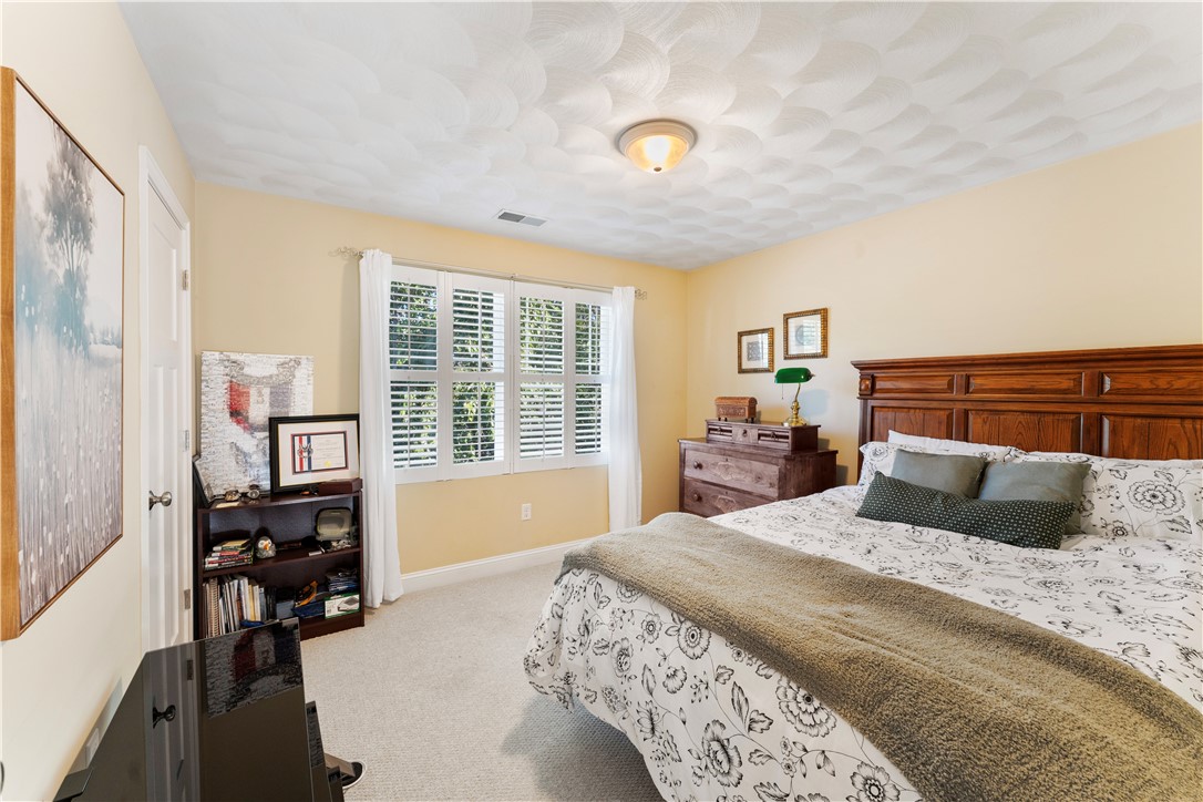 132 Julian Road Warwick, RI 02889 - Photo 26 of 32