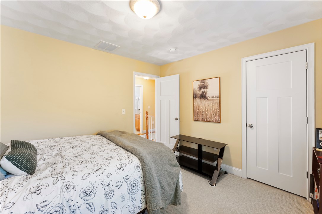 132 Julian Road Warwick, RI 02889 - Photo 27 of 32
