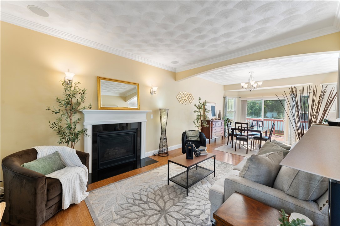 132 Julian Road Warwick, RI 02889 - Photo 6 of 32