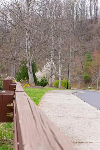 $385,000 | 32 Grovepoint Way, Asheville, NC 28804