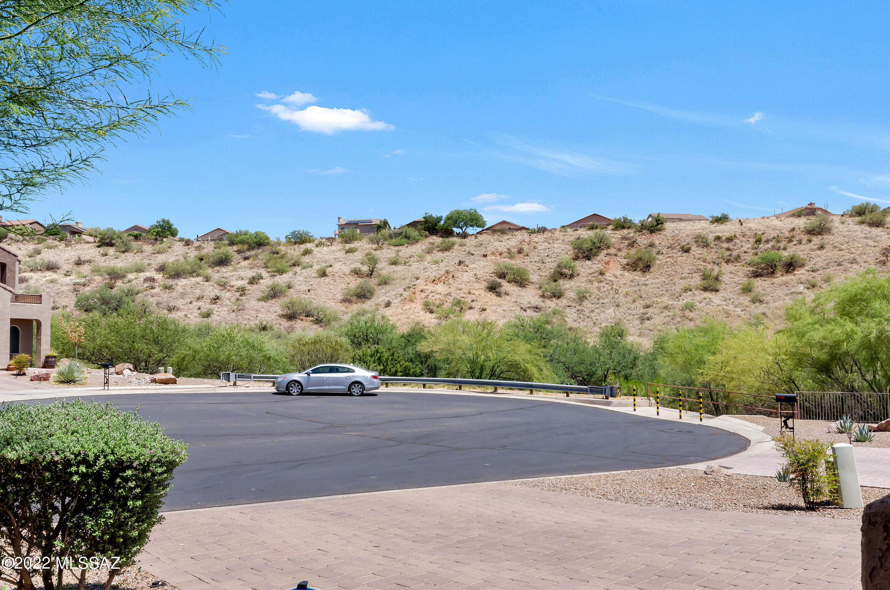 39220 Rodeo Buckle Drive Tucson, AZ 85739 - Photo 3 of 33