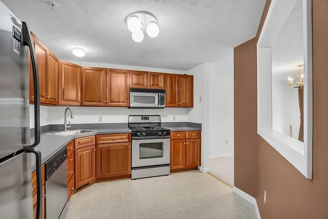 $2,500 | 30 Caspian Way, Unit 30, Fitchburg, MA 01420