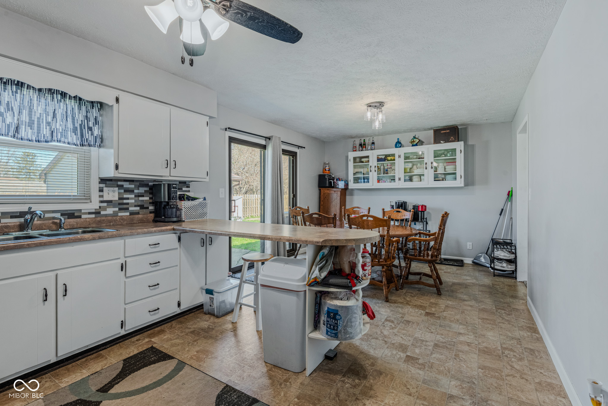 5206 East Homestead Drive Columbus, IN 47201 - Photo 8 of 22