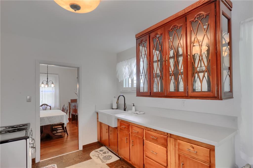 687 Valley Road Ambridge, PA 15003 - Photo 18 of 44