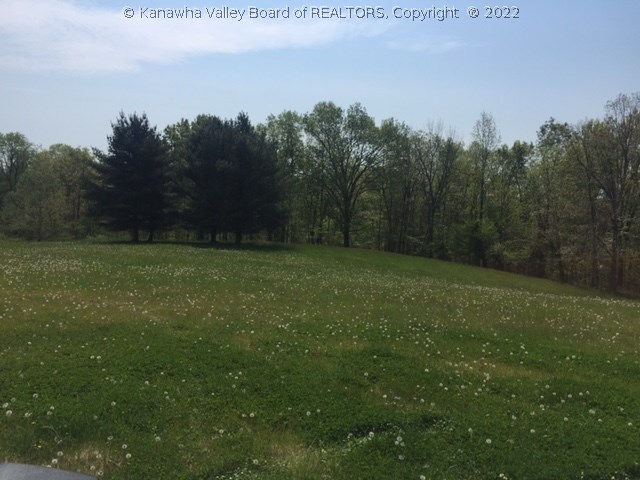 Vacant land for building your dream home.  Last available lot on the old Sycamore Golf Course.  Some restrictions apply.