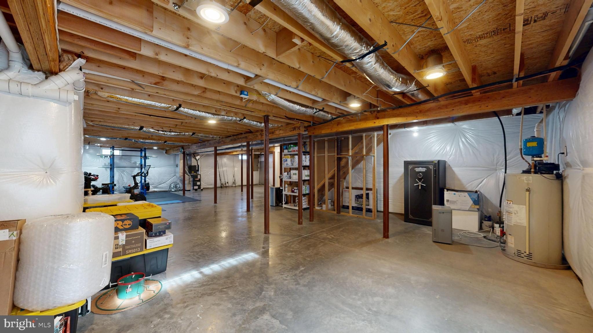 202 East Buck Point Road Clayton, DE 19938 - Photo 36 of 53 a view of a room with gym equipment