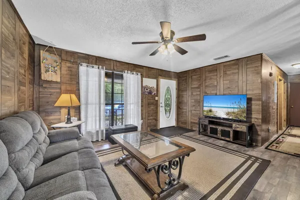 $199,900 | 6359 Childrens Lane, Crestview, FL 32539