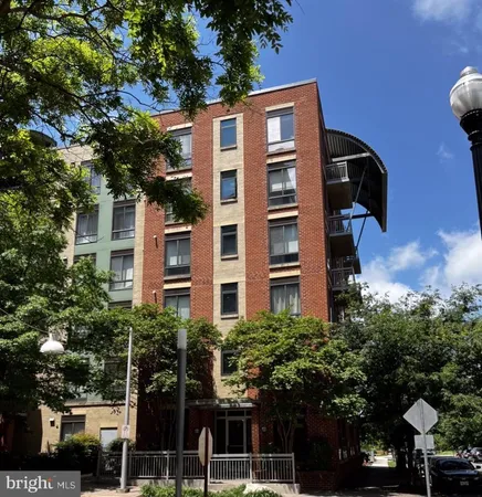$3,700 | 1200 North Hartford Street, Unit 507, Arlington, VA 22201