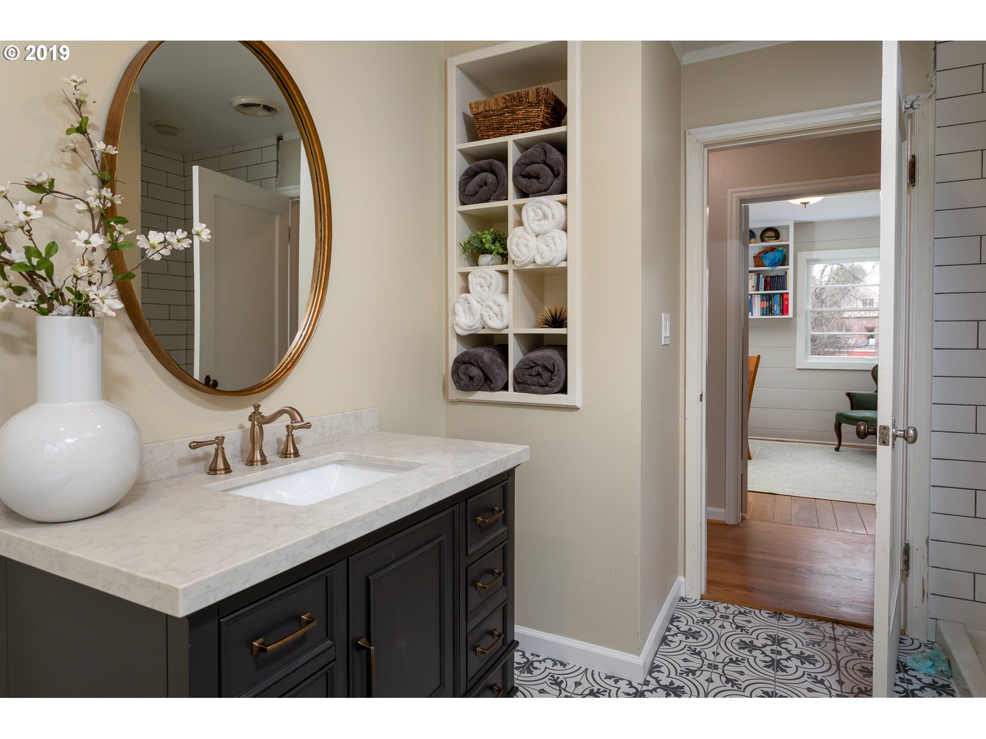 8335 Southwest Ridgeway Drive Portland, OR 97225 - Photo 12 of 24 Bathroom