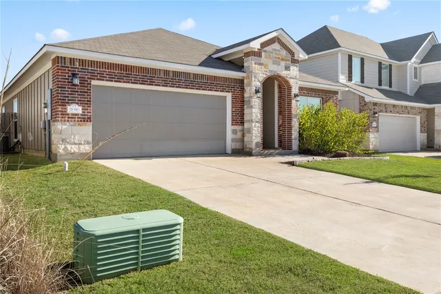 $319,900 | 2016 Brisbane Way, Bryan, TX 77807