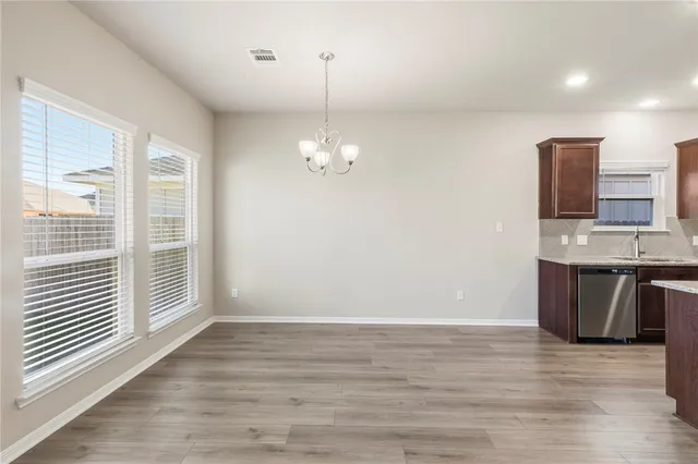 $319,900 | 2016 Brisbane Way, Bryan, TX 77807